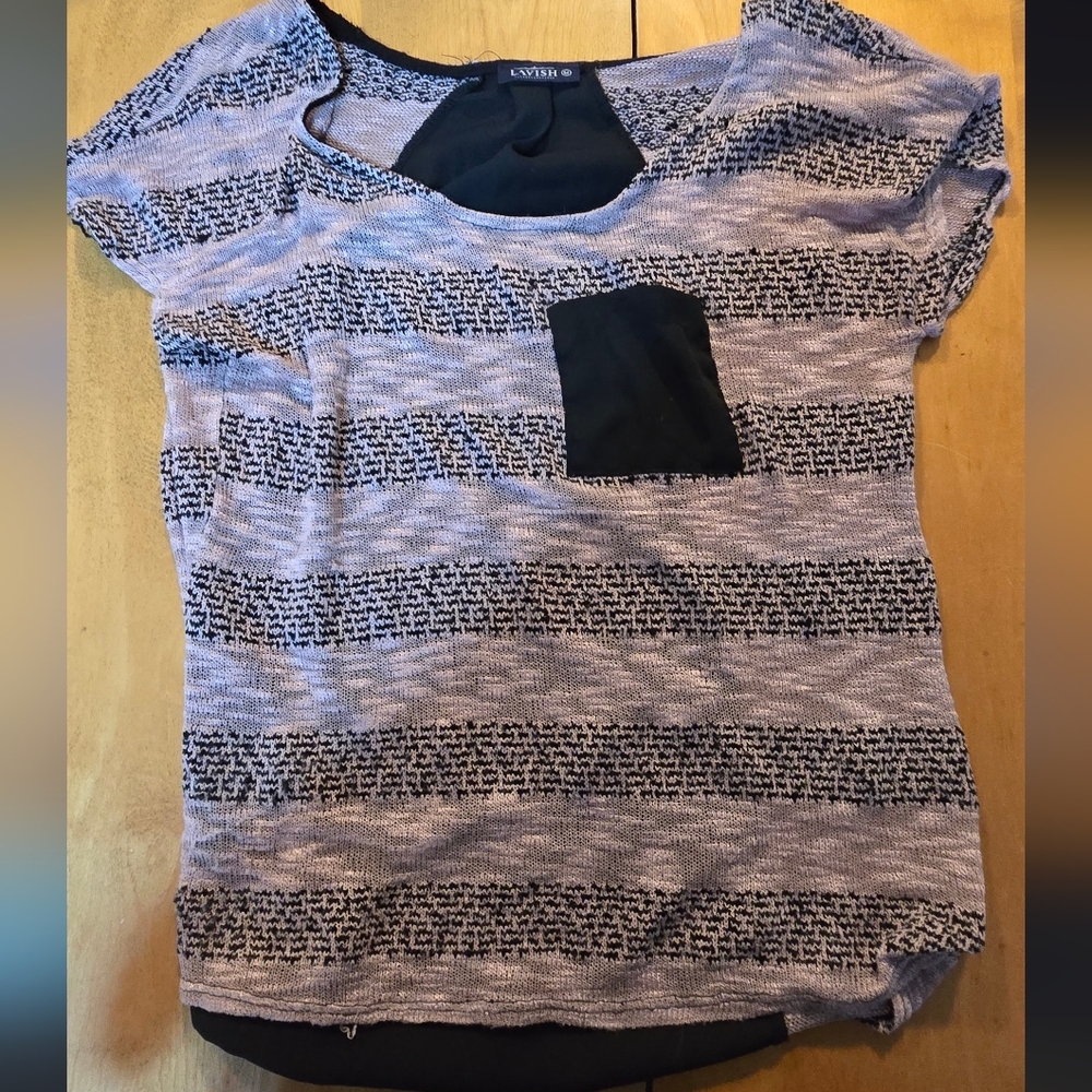 Flourish Black Mauve and Gray Patterned Short Sleeve Top M true Y2K